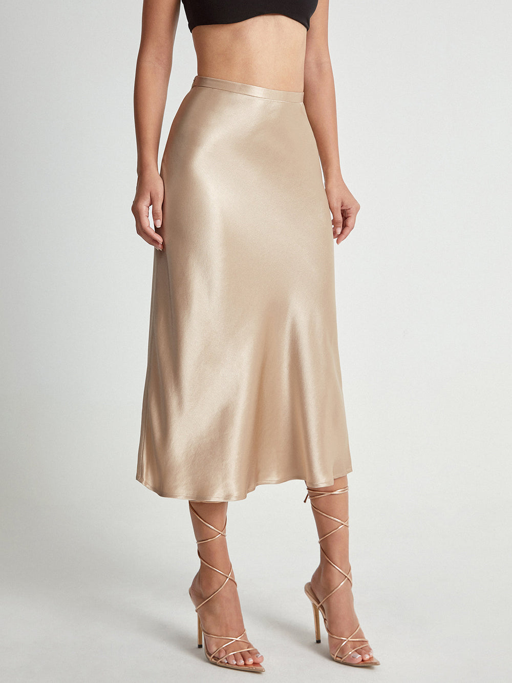 High Waisted Satin Flowy Midi Skirt - Hoch taillierter Satin-Fließender Midirock