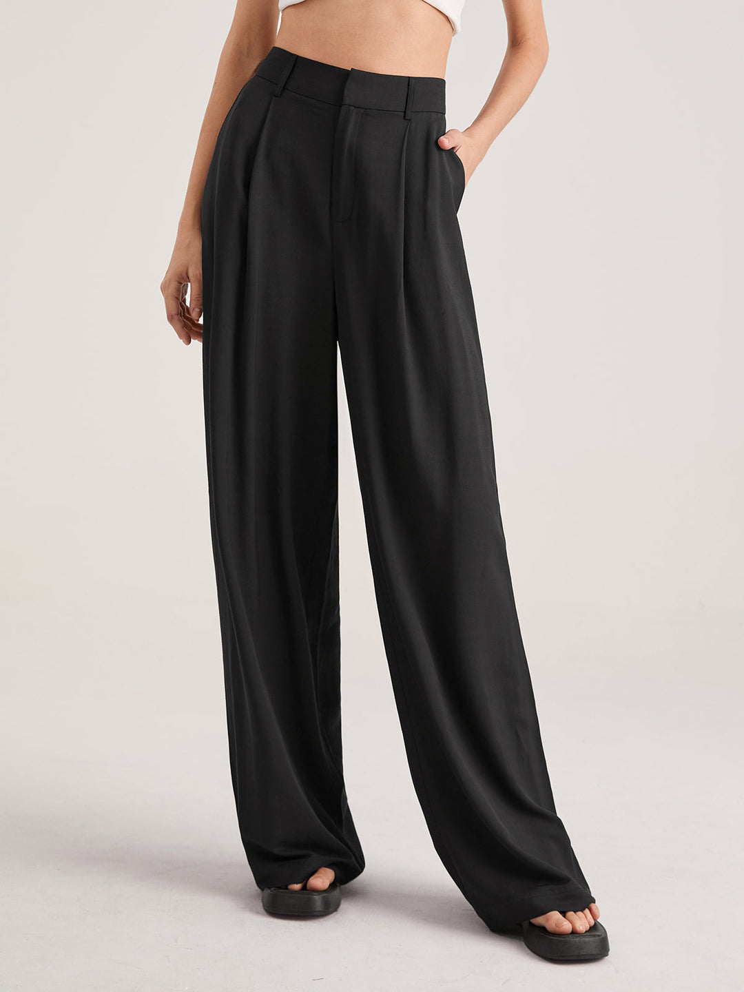 Oversized High Waisted Pleat Front Hose