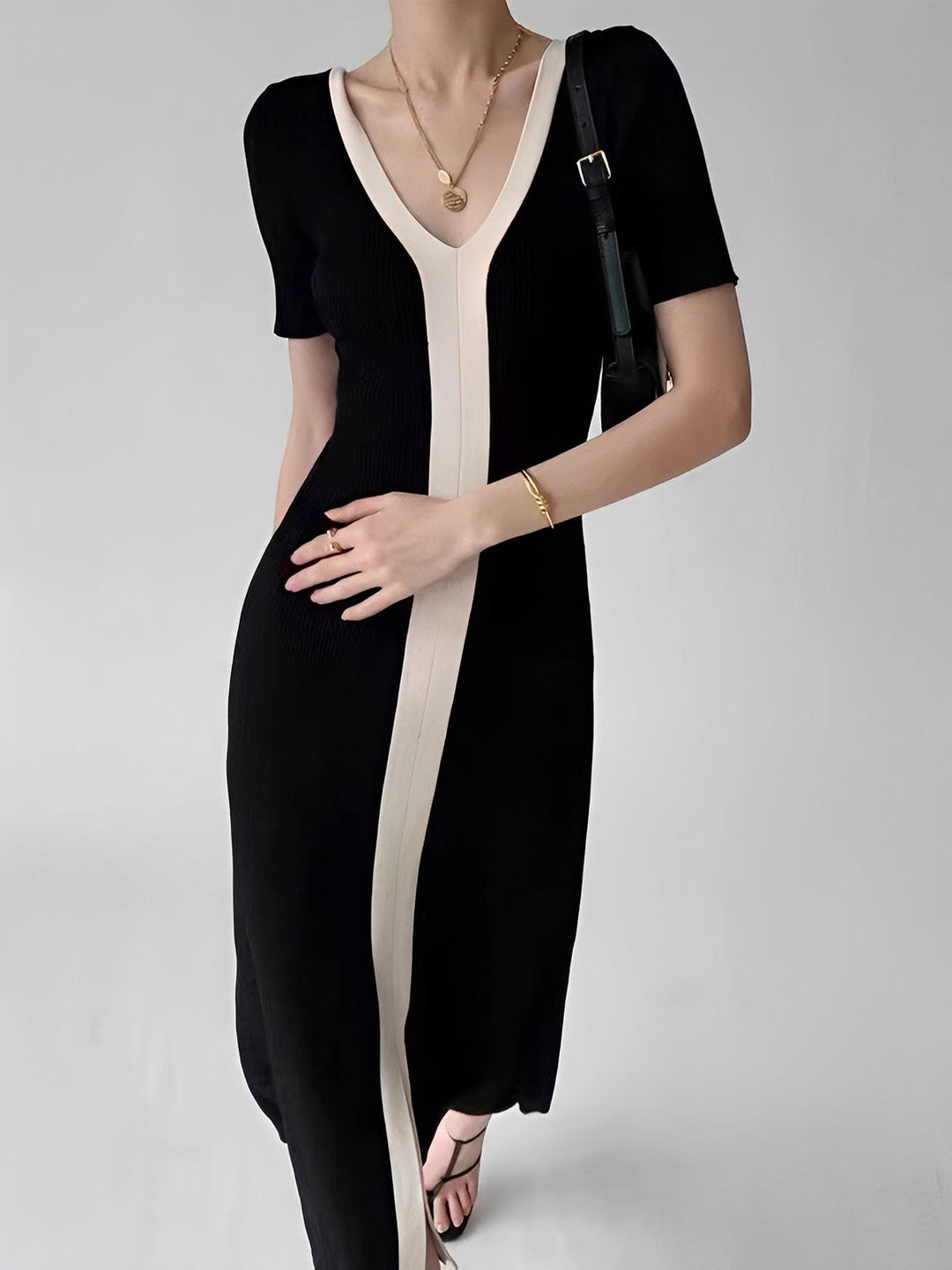 Zweiteiliges V-Ausschnitt-Strick-Schlitz-Midi-Kleid