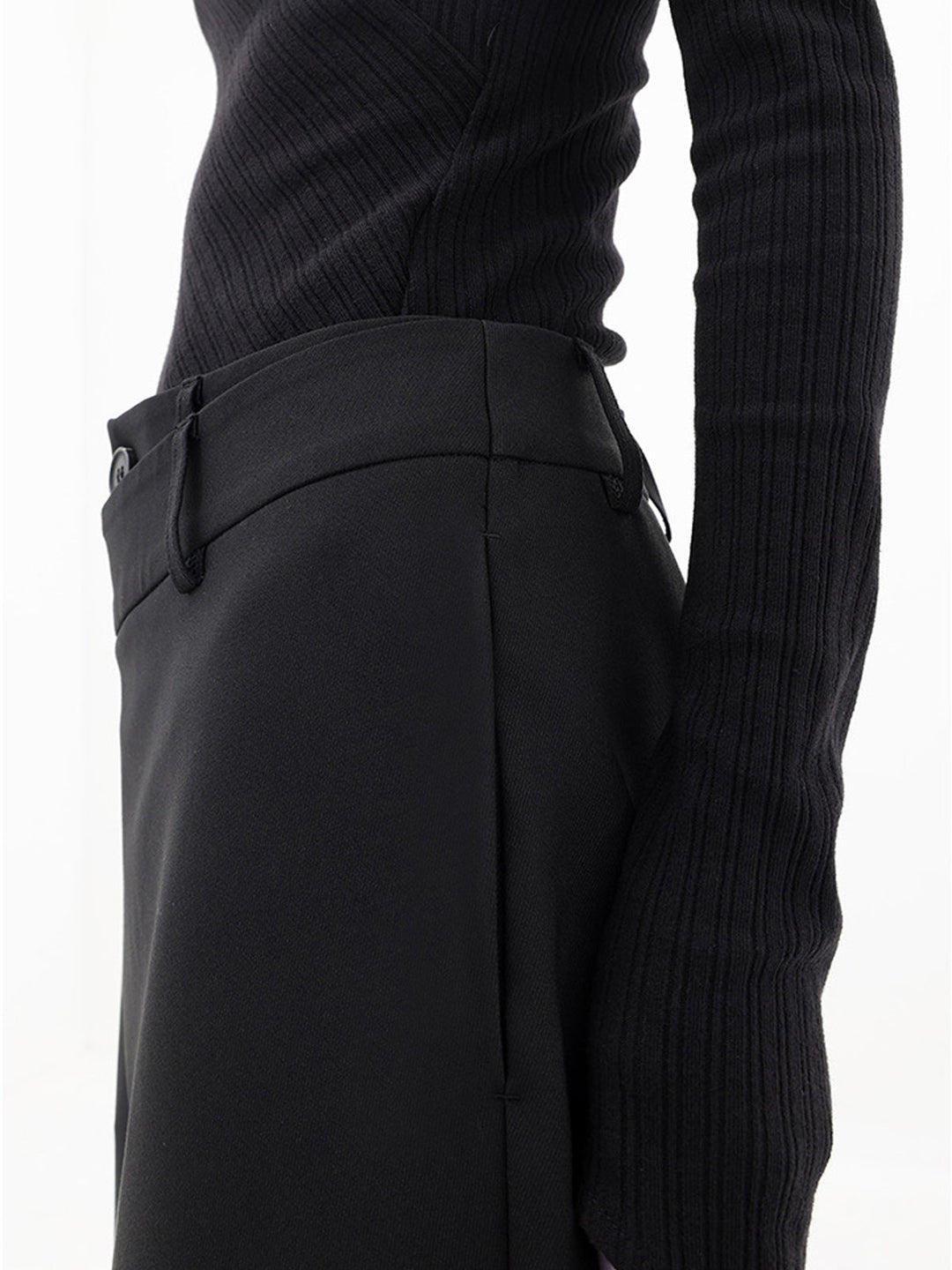 Asymmetrische Lagen-Hemdkragen-Kleiderhose mit weitem Bein