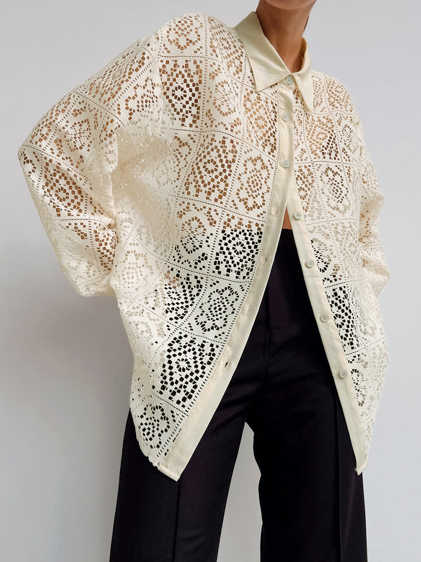Oversized Halb-Sheer Lochstickerei-Hemd mit durchgehender Knopfleiste