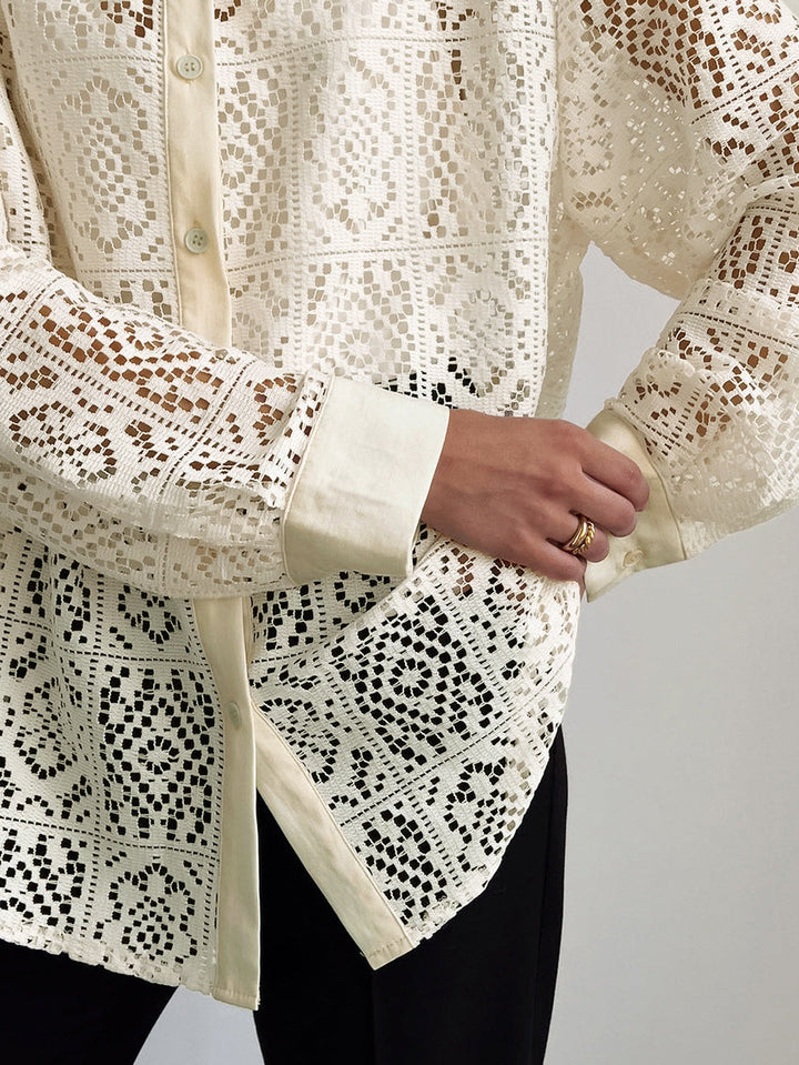 Oversized Halb-Sheer Lochstickerei-Hemd mit durchgehender Knopfleiste