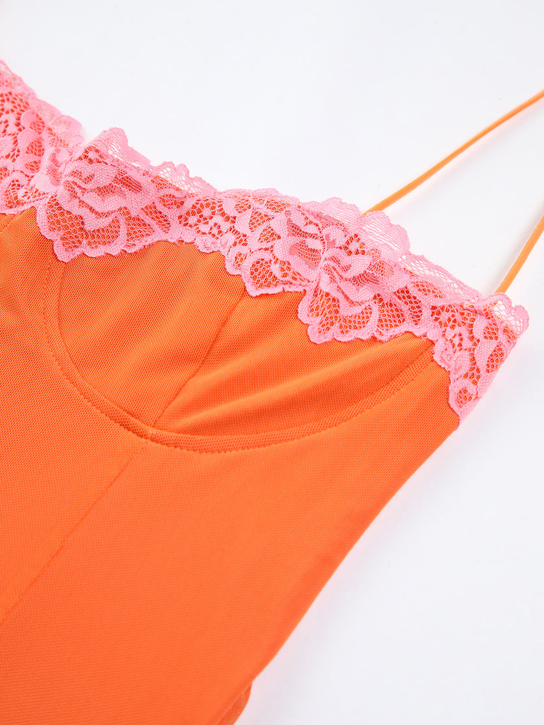 Halbtransparente Netz-Kleid mit Spitzenbesatz, lang