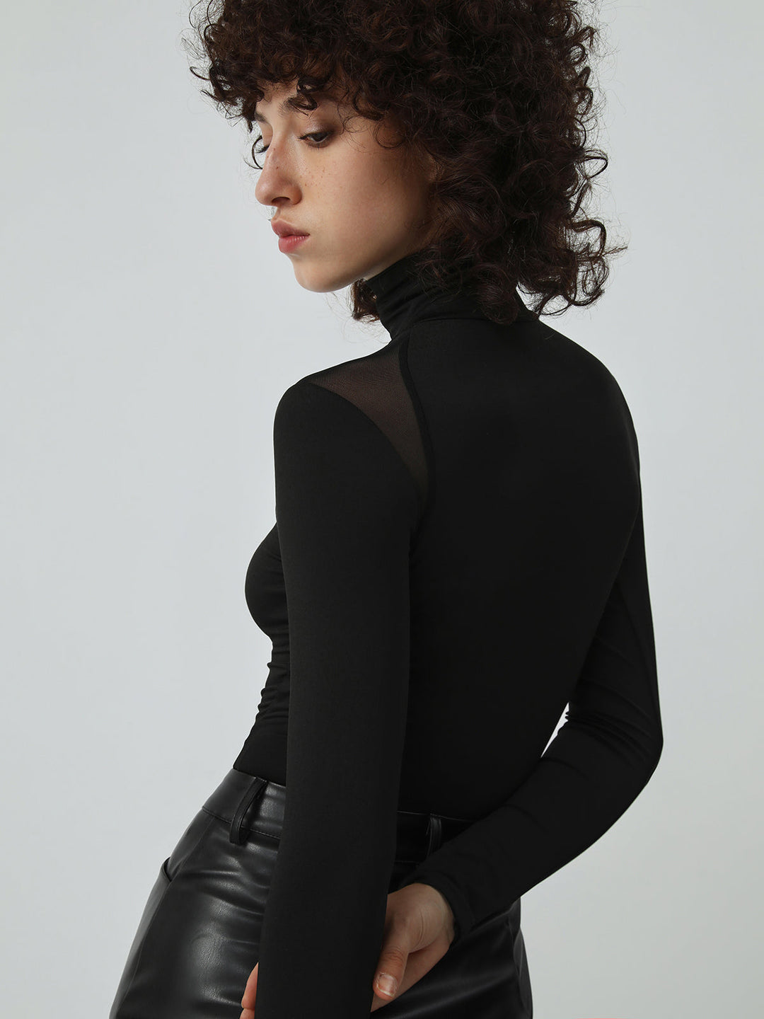 Patchwork Mesh Rollkragen-Bodysuit mit langen Ärmeln