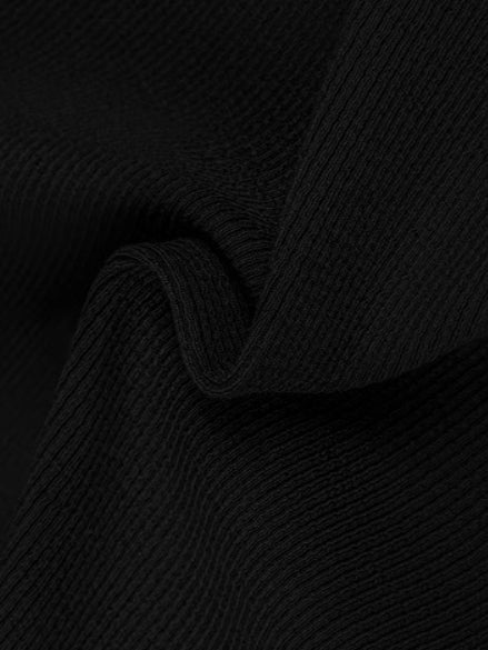 Langarmshirt aus Strick mit quadratischem Ausschnitt und Kontrastbesatz