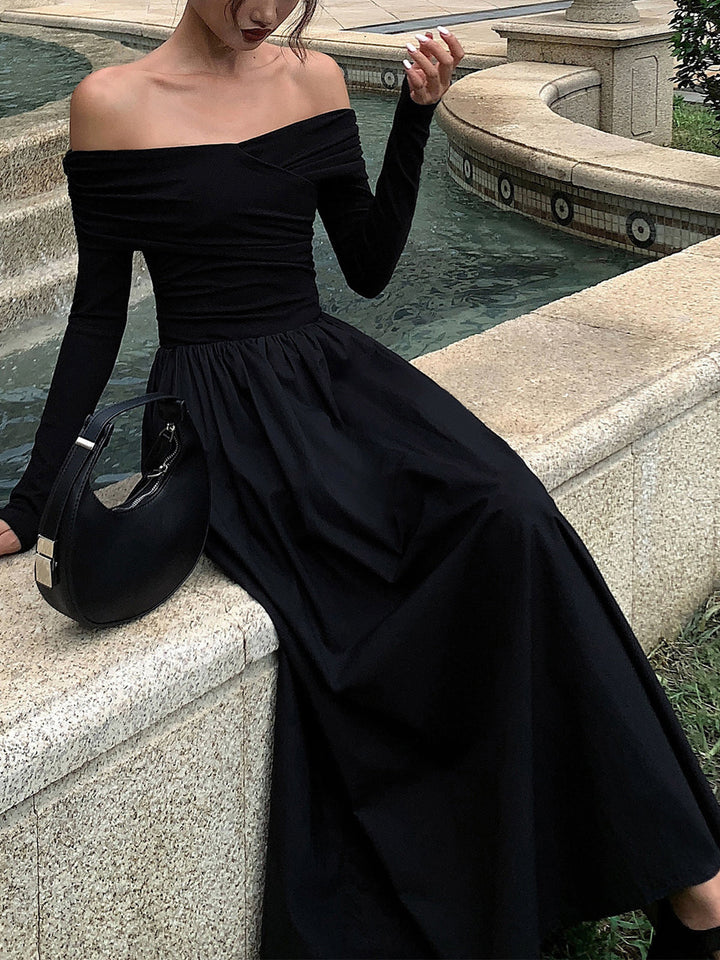 Off-Schulter-Kleid mit Schnürung und langen Ärmeln