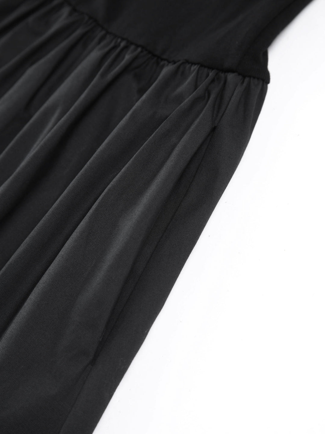 Freizeitkleid mit langen Ärmeln