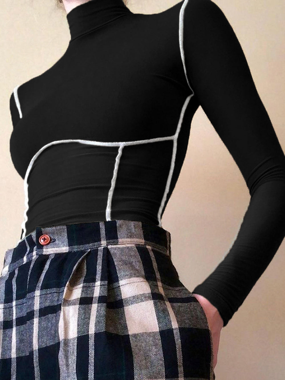 Kontrastbesetztes Langarmshirt mit Stehkragen