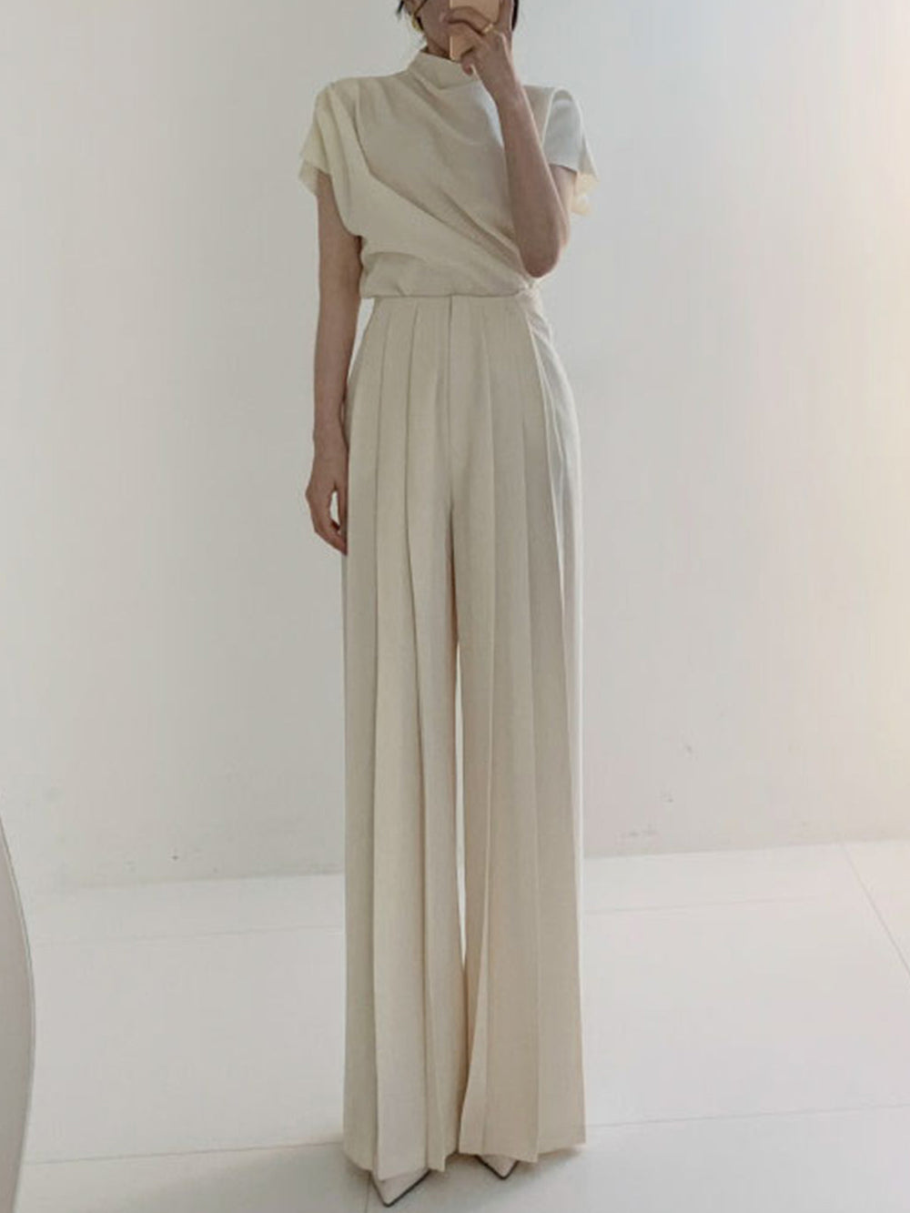 Plissierte High-Waist-Hose mit weitem Bein