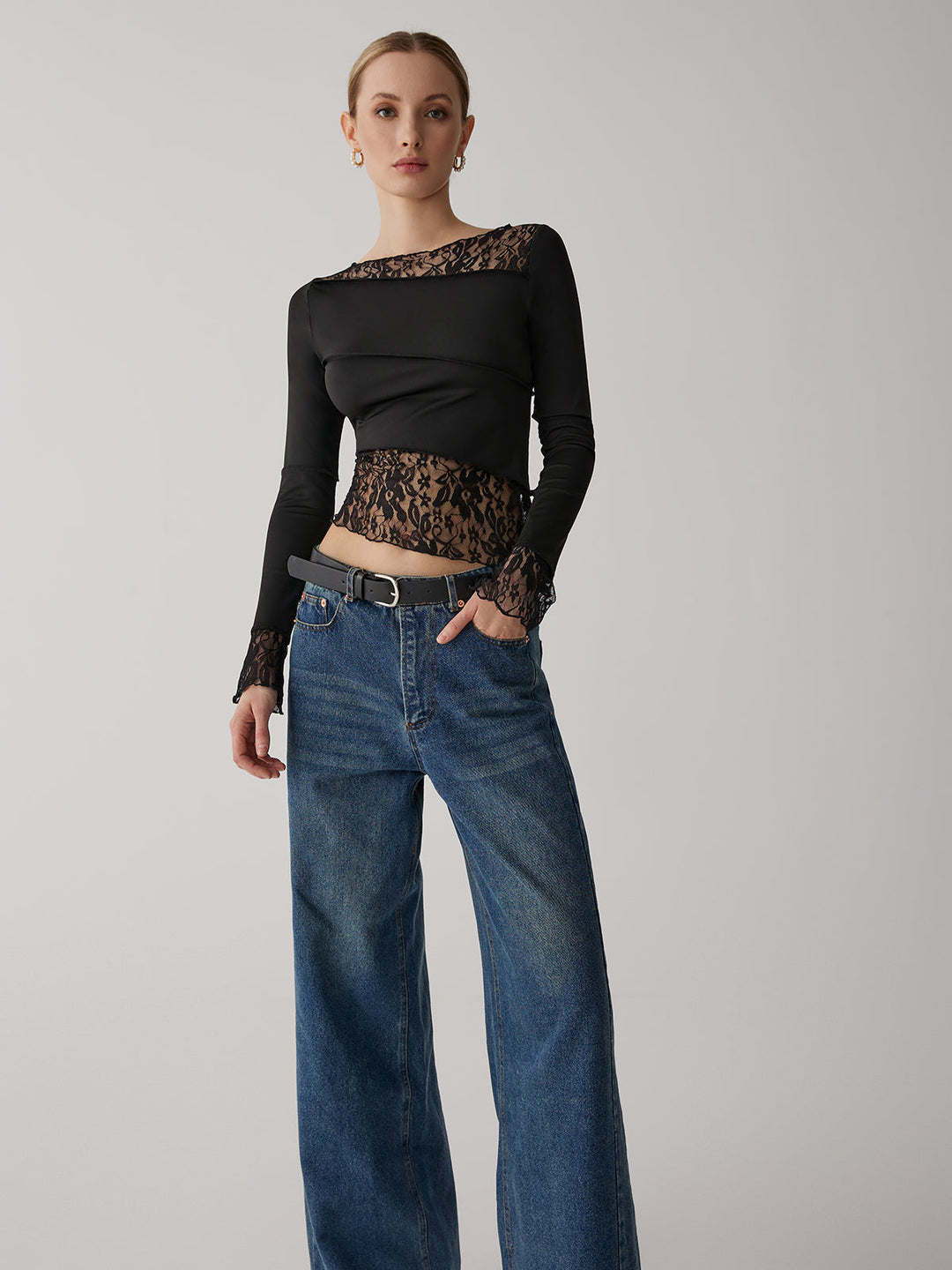 Solide Patchwork-Spitzen-Langarmtop