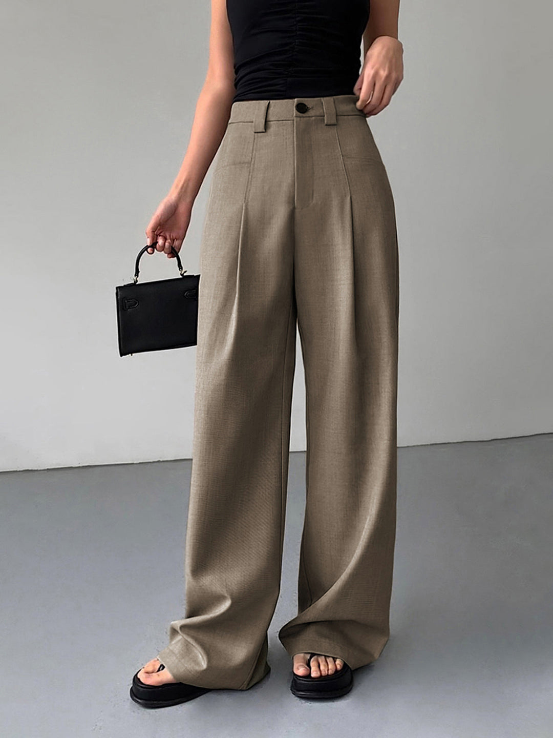 Leggings mit weitem Bein und göttlichen Falten