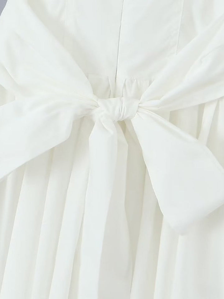 Spitzenkragen-Kleid mit Schnürung