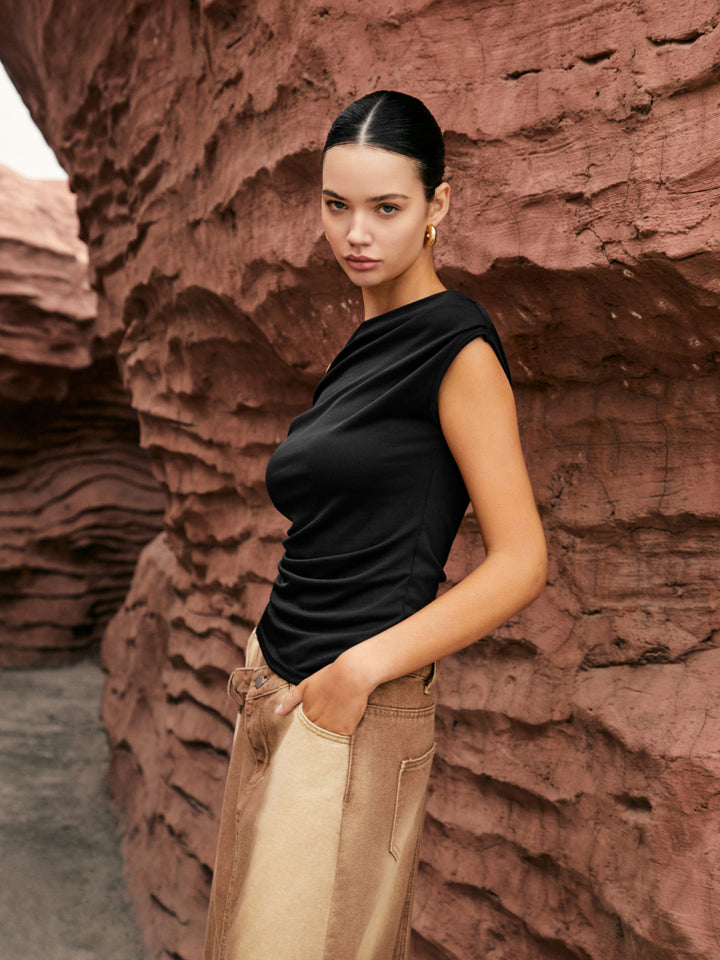 Asymmetrisches Oberteil mit geknotetem One-Shoulder-Design