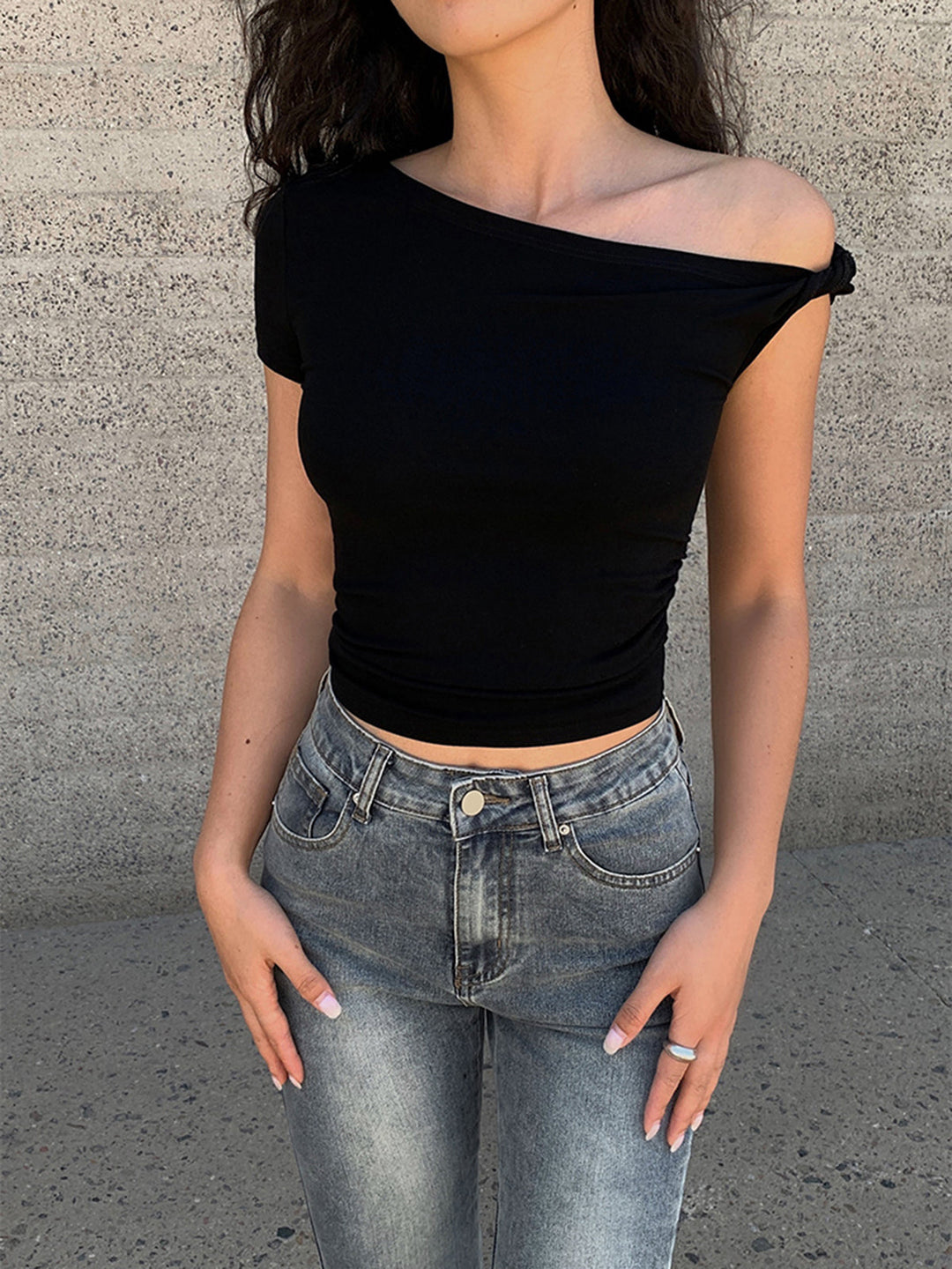Asymmetrischer Neck One Shoulder Off Top