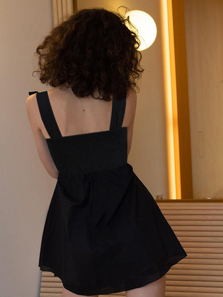 Shirred Knotted Cami Kurzarmkleid