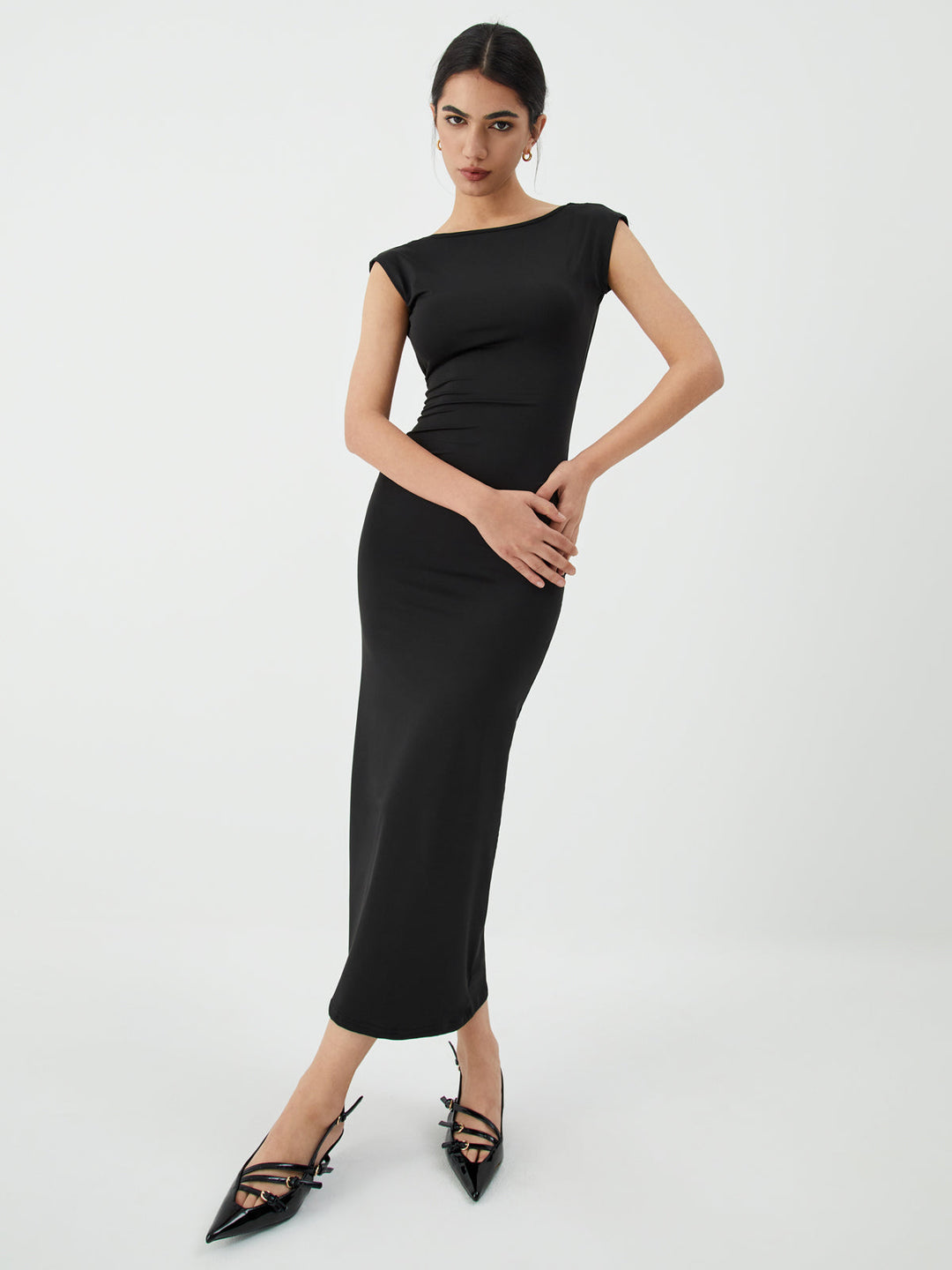 Ärmelloses Midikleid mit durchgehendem Muster