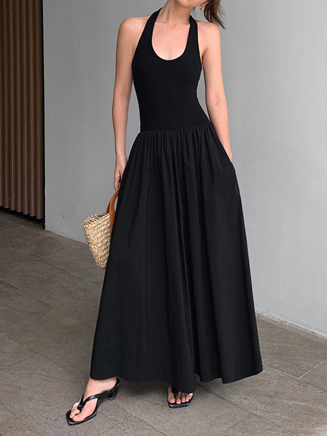 Minimalistische Halter-Rückenfreie Lange Kleid