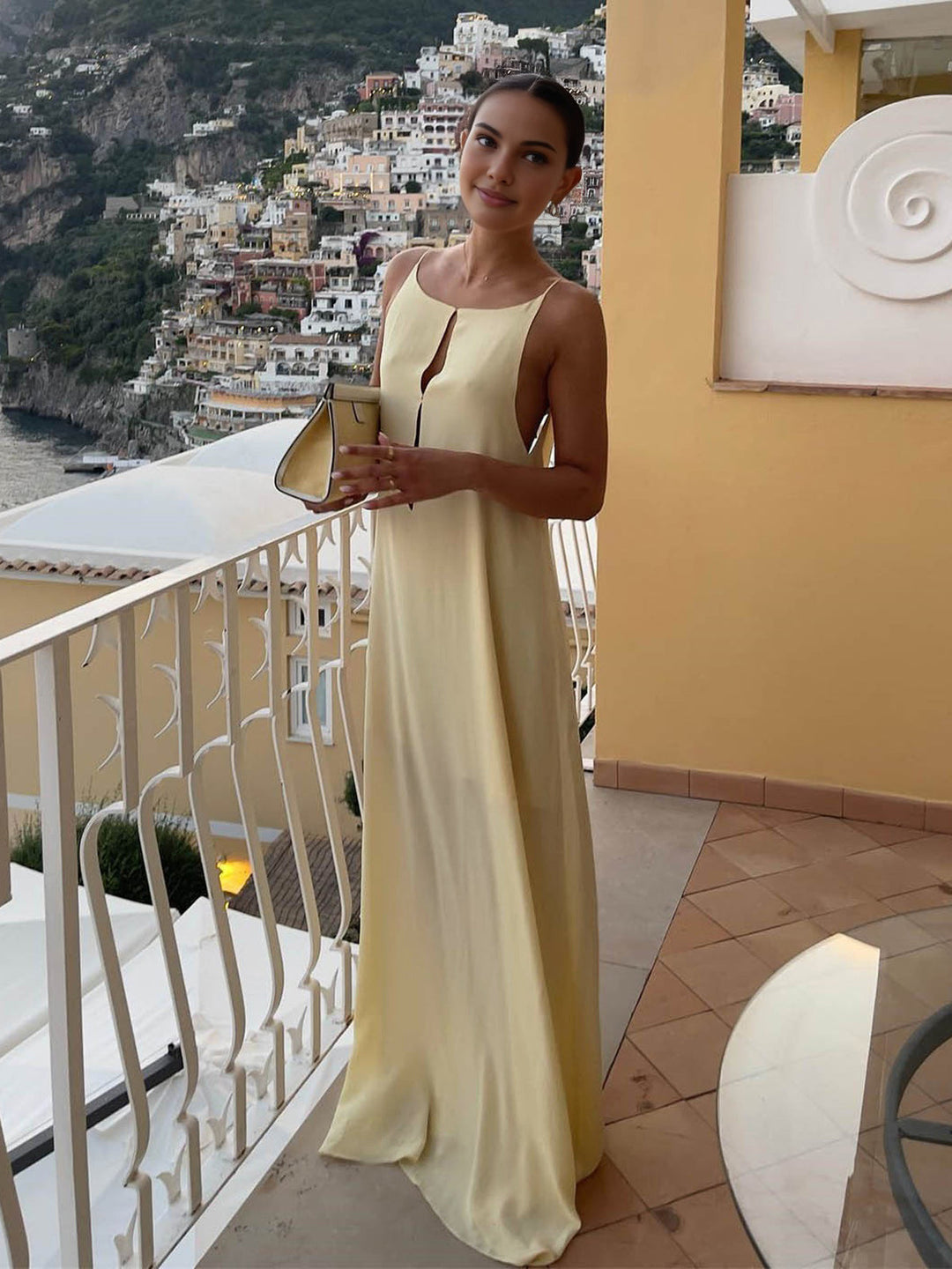 Rückenfreies Urlaubs-Satin-Langkleid