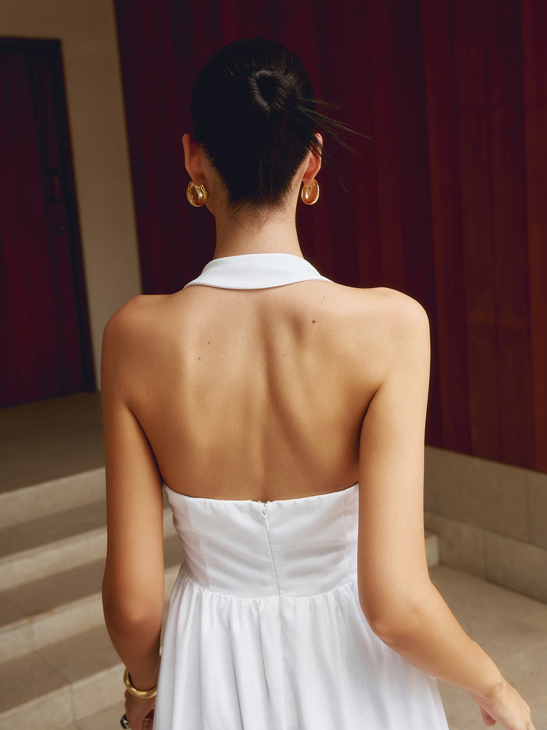 Kleid aus Baumwolle und Leinen mit Neckholder und A-Linie, lang