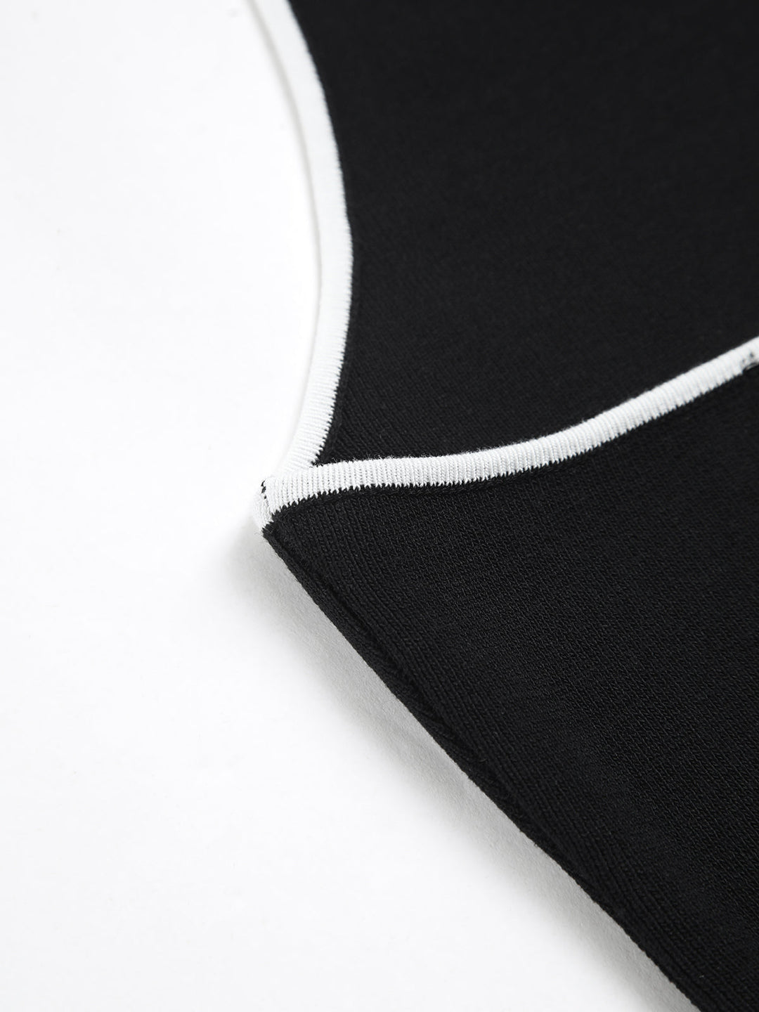 Contrast Trim Open Back Strickoberteil