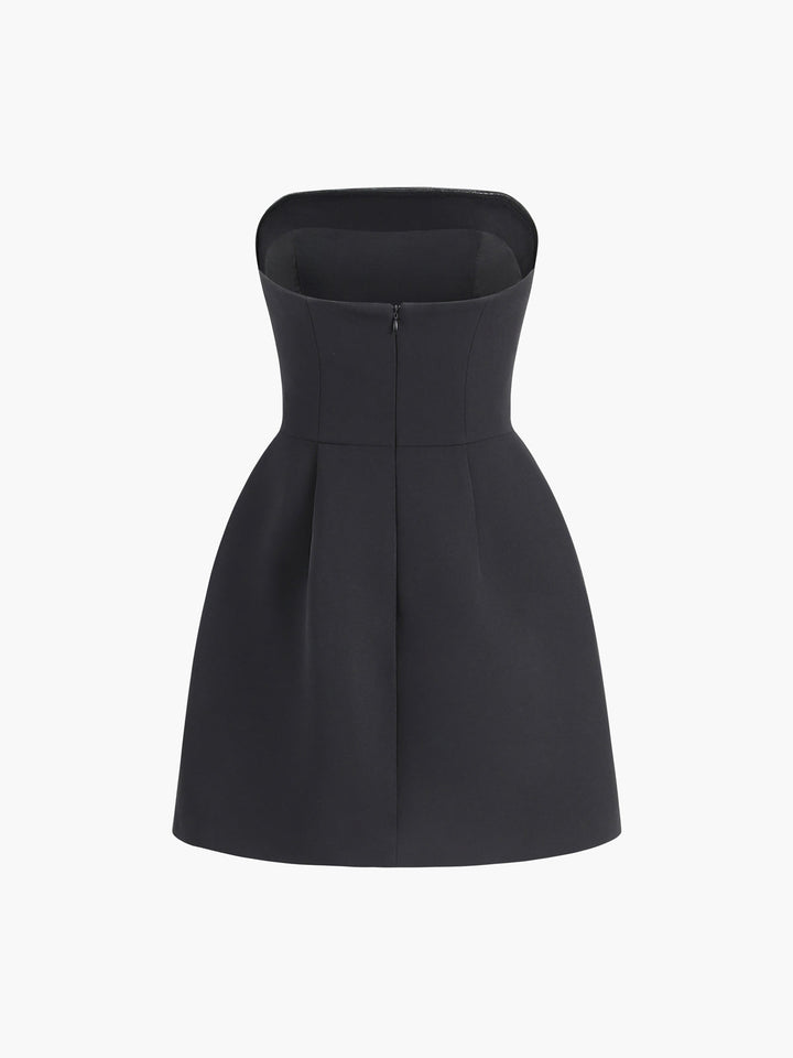 Schlichtes Röhren-Minikleid