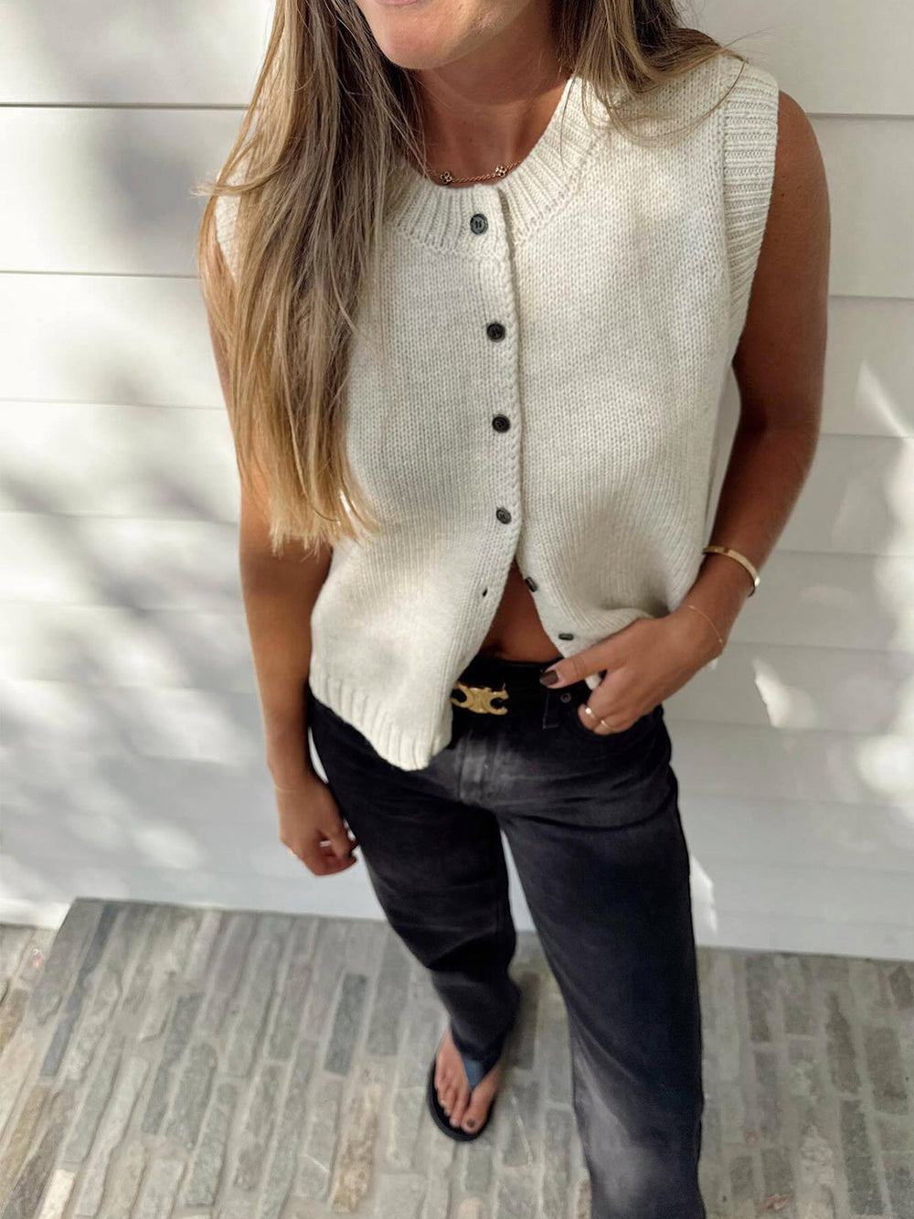 Legerer Pullover-Weste mit Knopfleiste