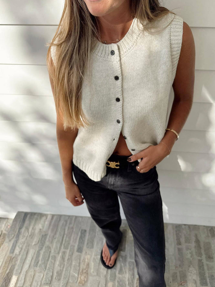 Legerer Pullover-Weste mit Knopfleiste