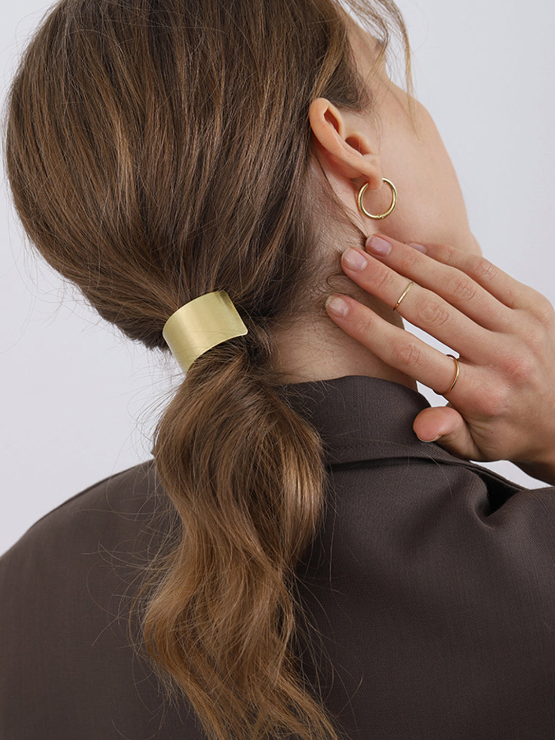 Metallischer Haarschmuck