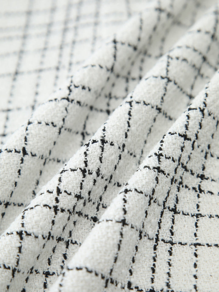 Kleid mit Karomuster und Perlenknöpfen