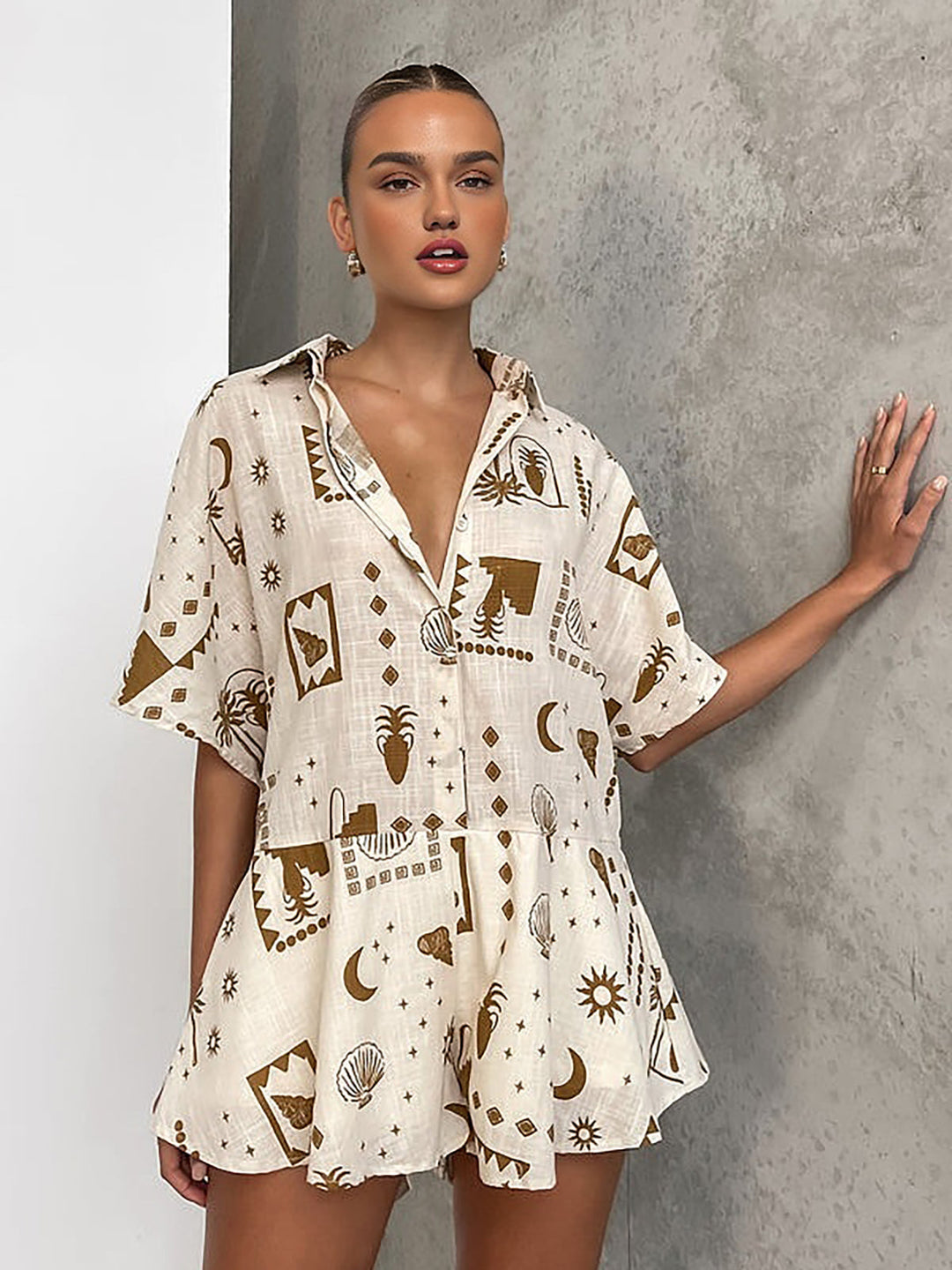 Locker geschnittener Jumpsuit mit Print
