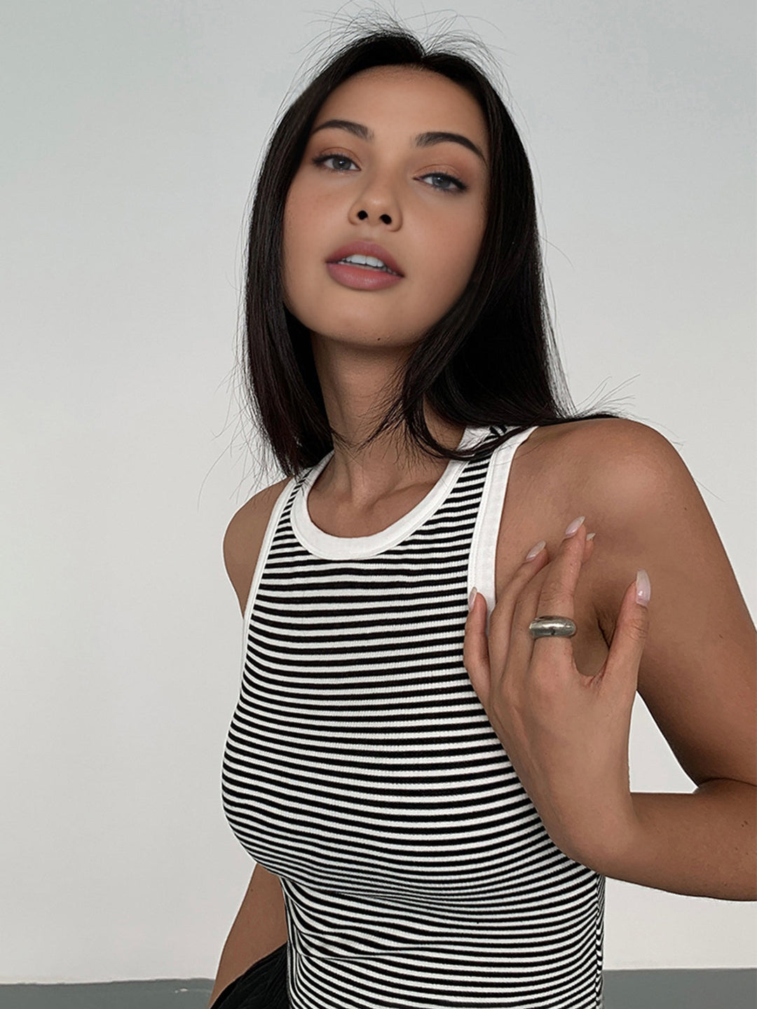 Gestreifter Rundhals-Tanktop