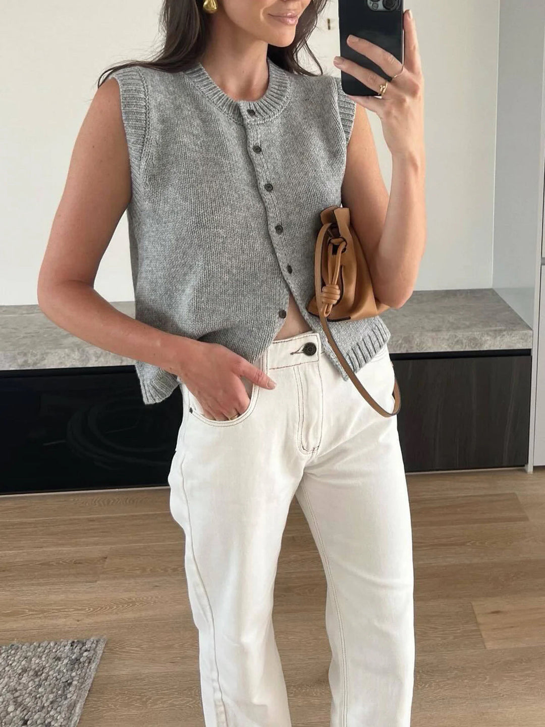 Legerer Pullover-Weste mit Knopfleiste