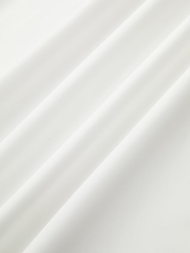Halfterkleid mit halbtransparentem Rückenausschnitt und Reißverschluss