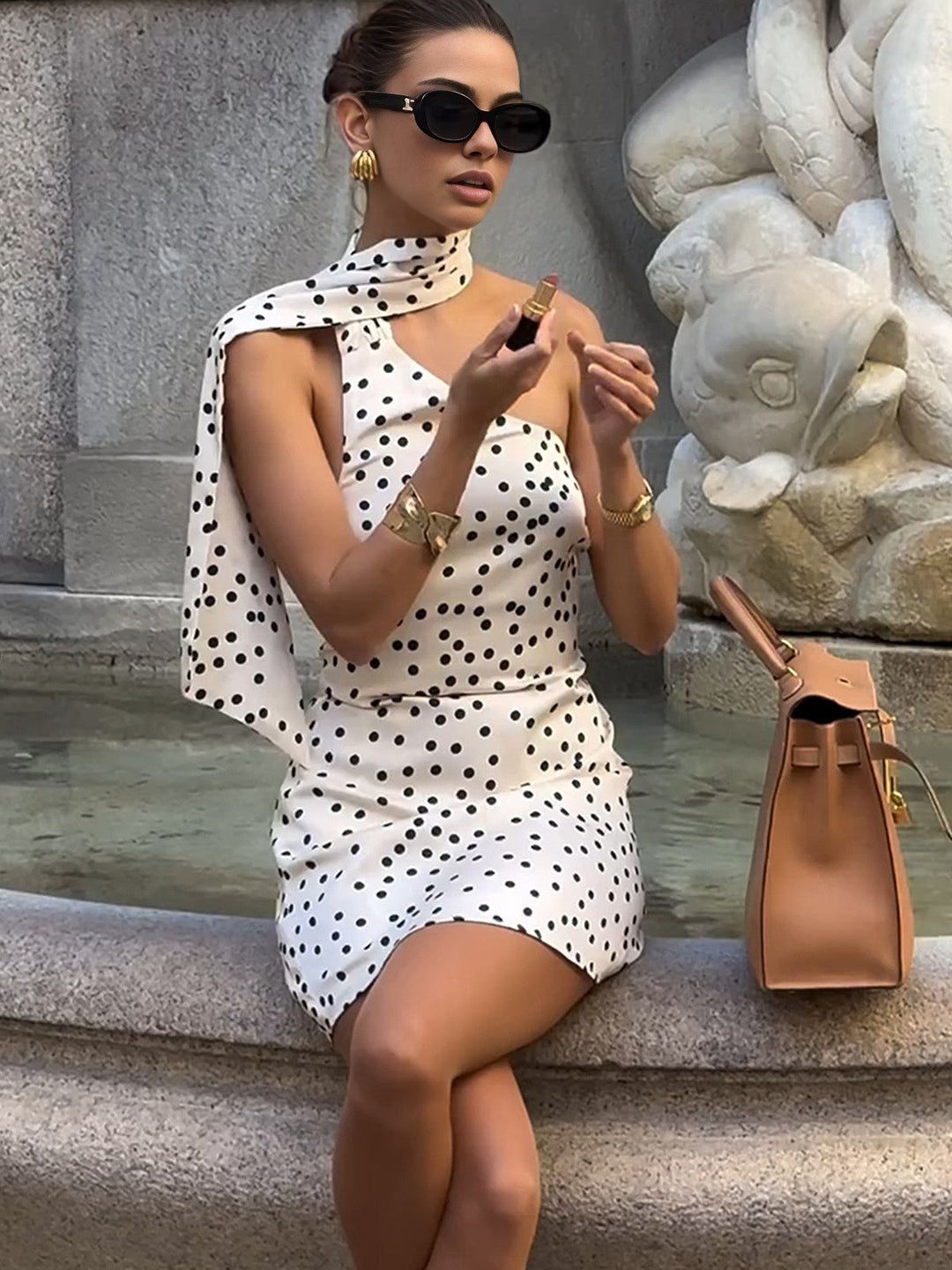 Satin Polka Dot Asymmetrisches Kleid