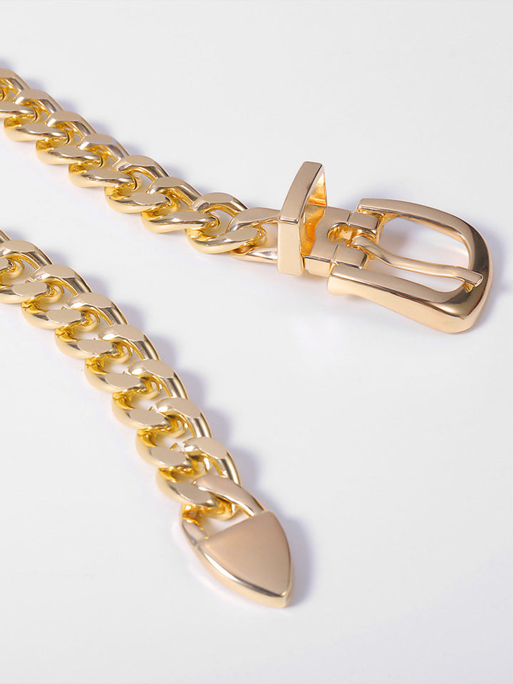 Goldene Taillenkette