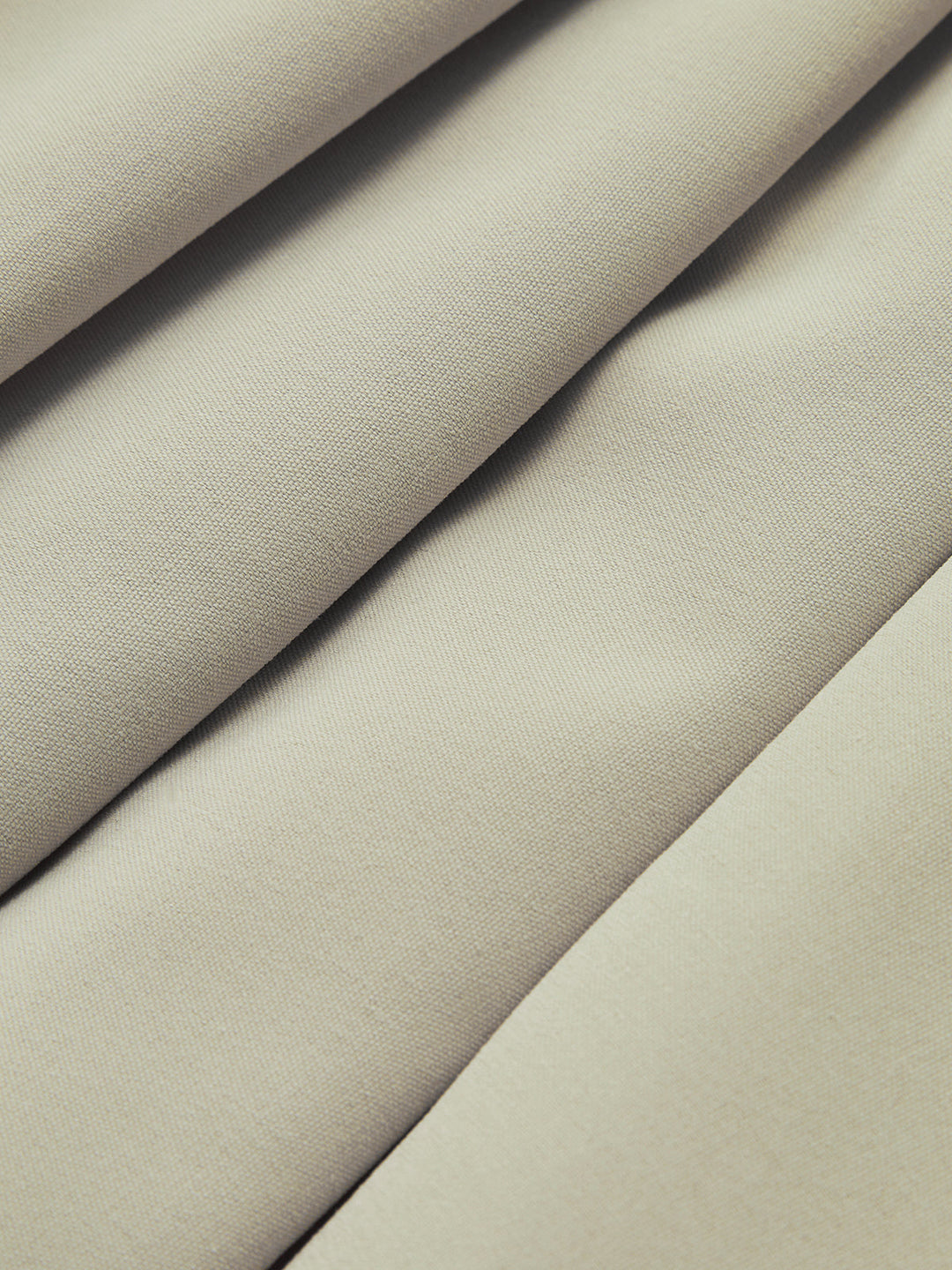 Kontrastfarbenes trägerloses Faltenkleid Kurz