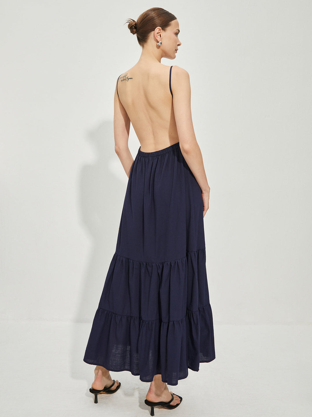 Baumwollkleid mit Rückenausschnitt