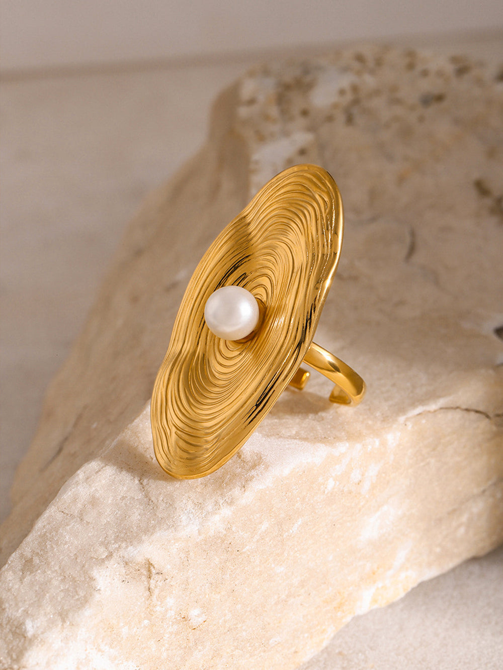 Goldener Perlenring