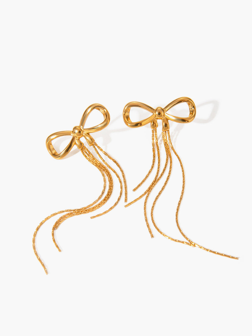 Goldene Schleifenohrringe