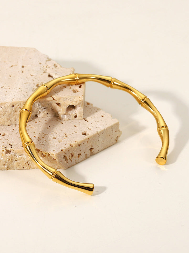 Goldener Bambusarmreif