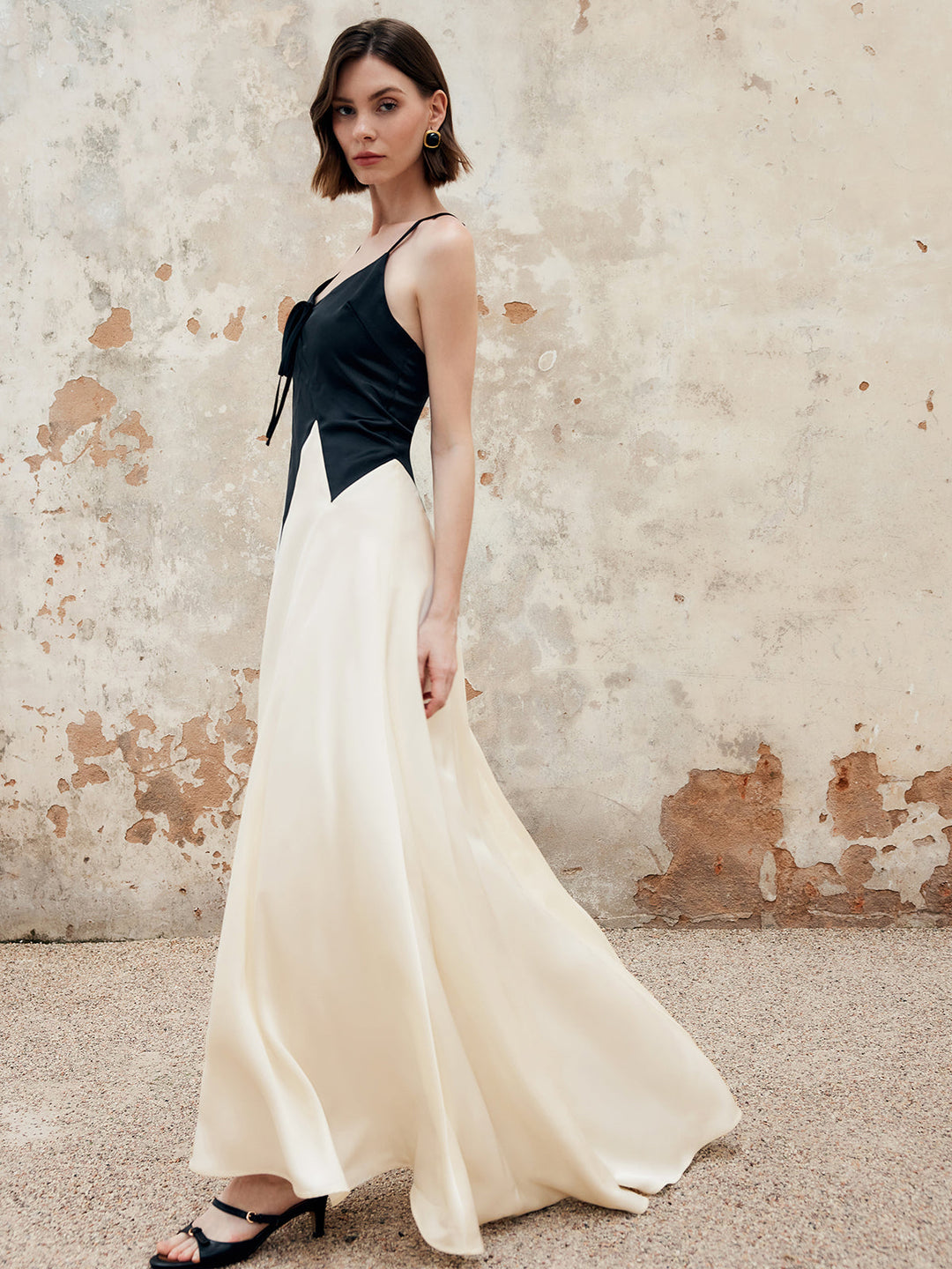 Color Block Plissee Cut-Out Neckholder-Maxikleid