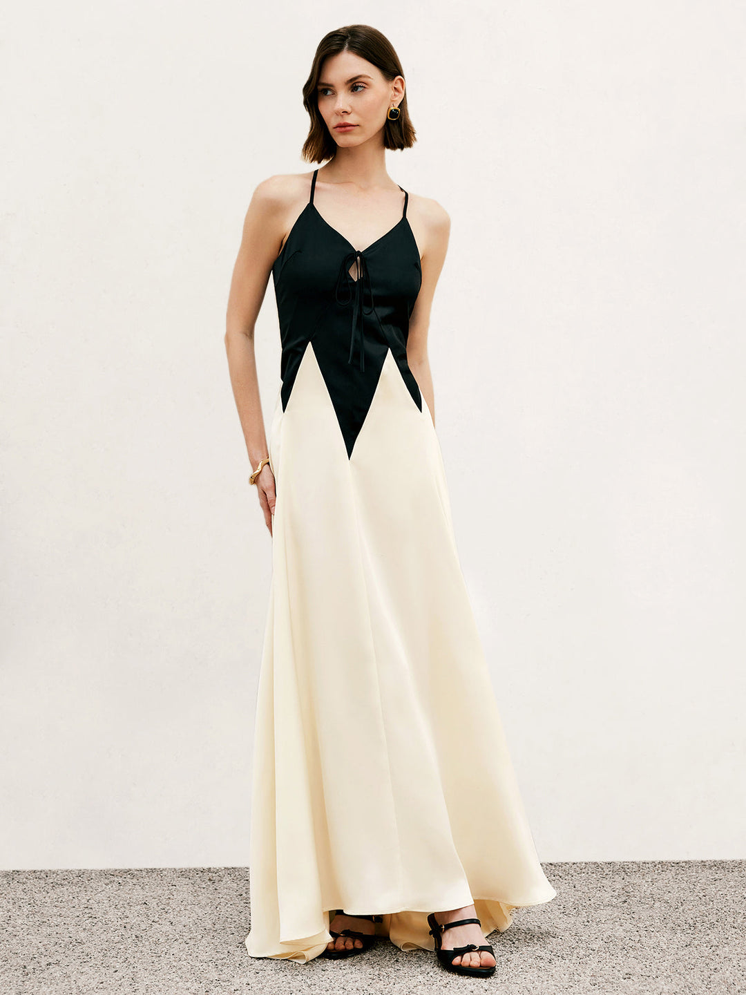 Color Block Plissee Cut-Out Neckholder-Maxikleid