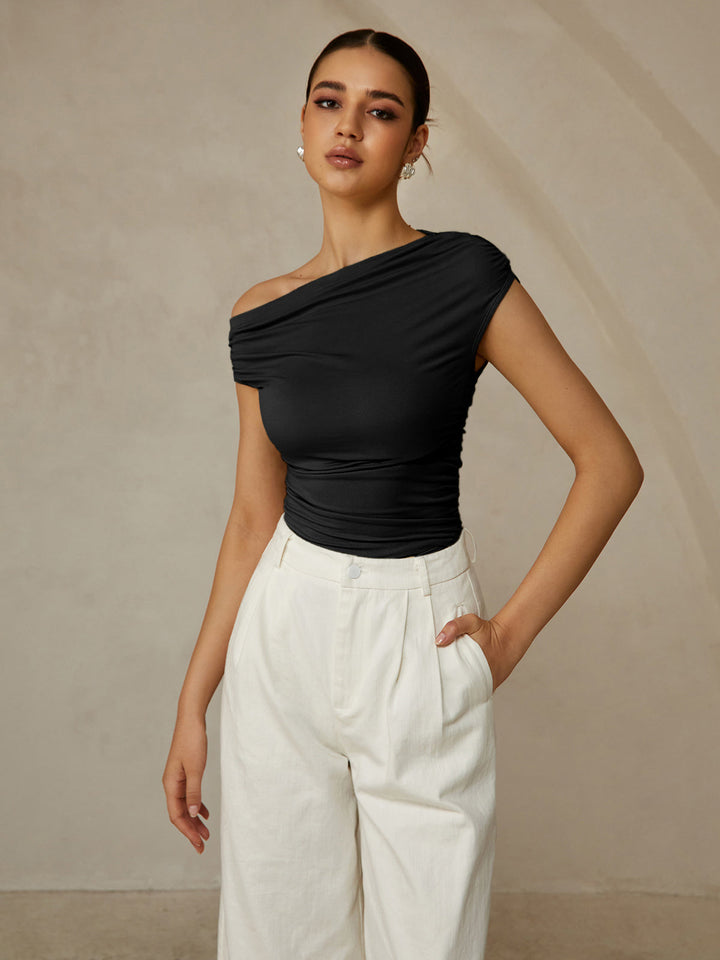 Asymmetrisches Neckholder-Ärmelloses T-Shirt
