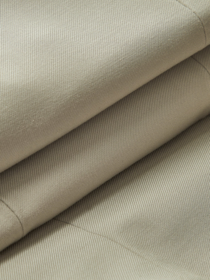 Asymmetrische Weste mit Knopfdetails