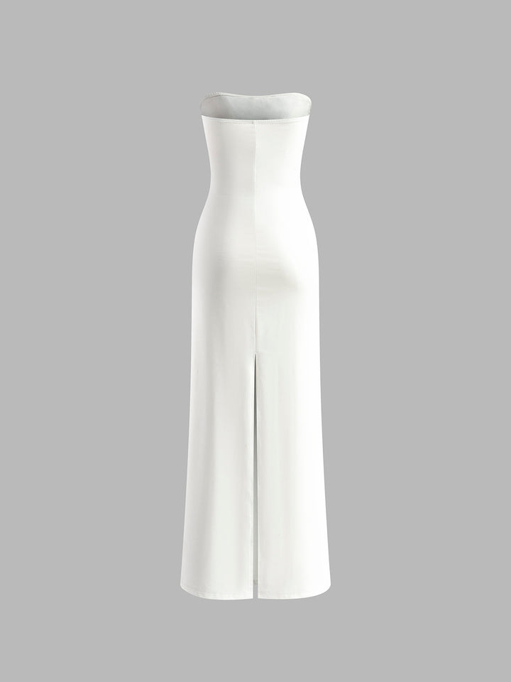 Strapless Kleid mit Schleife und Beinschlitz