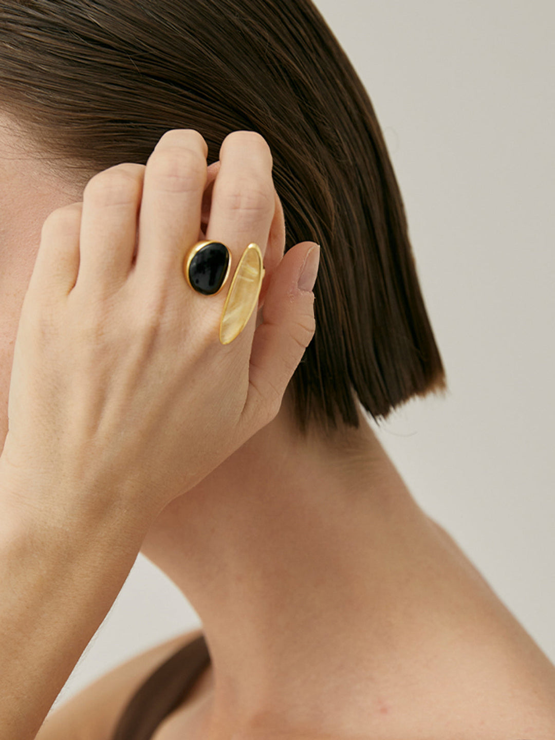Onyx & Gelber Kristall Ring