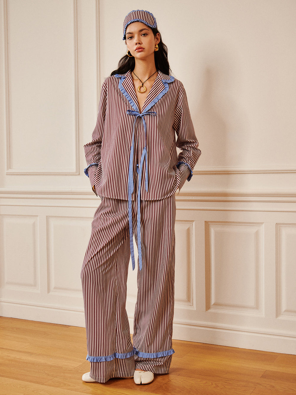 Pinstripe Rüschenhemd mit Bindung vorne