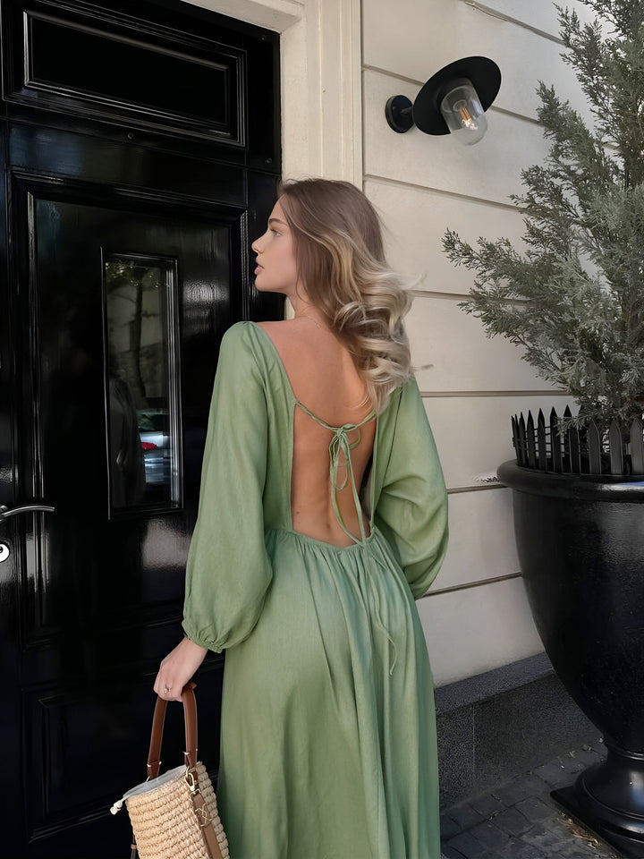 Lockere Falten-Kleid mit Gürtel