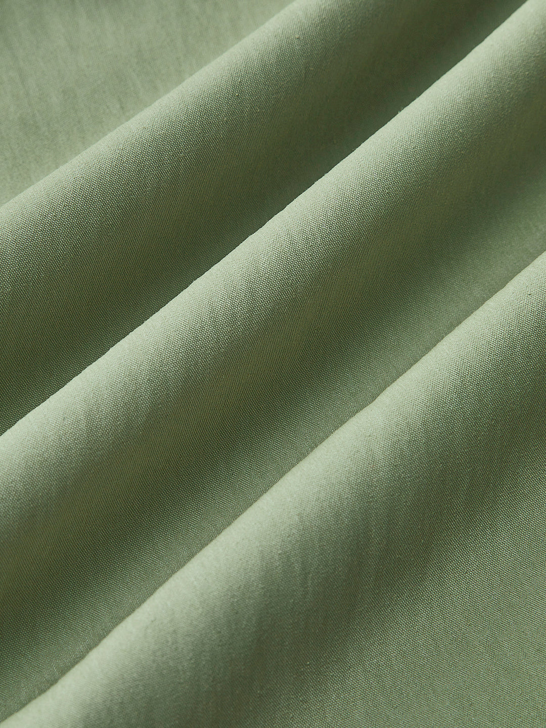 Lockere Falten-Kleid mit Gürtel