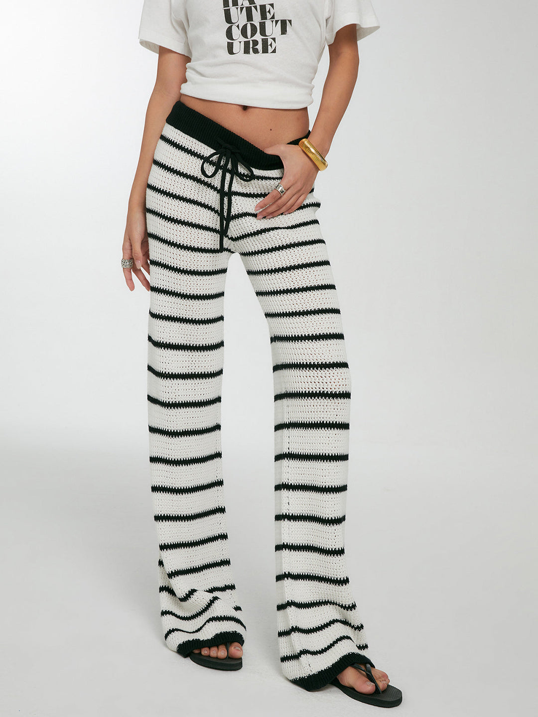 Gestreifte Strickhose mit Kordelzug